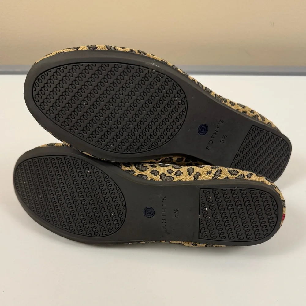 Rothy’s “The Flat” Rounded Toe in Cheetah - Picture 4 of 5